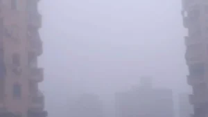 منخفض جوي وكتل هوائية تبريدية تغير ملامح الطقس خلال 24 ساعة القادمة